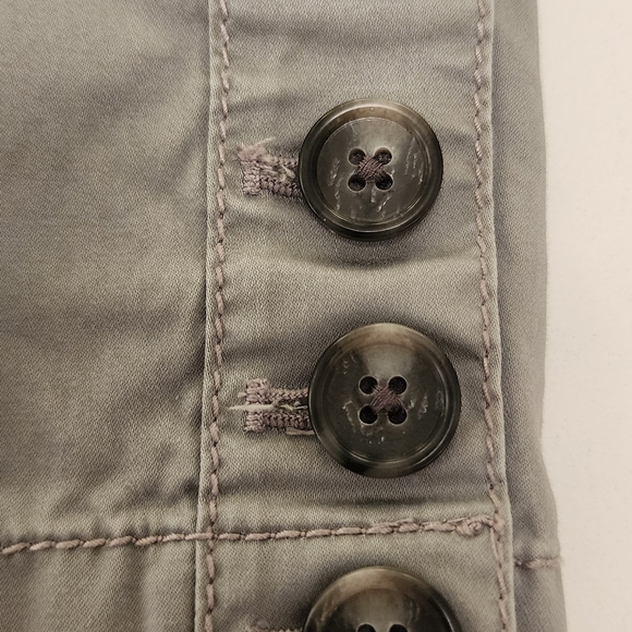 ANN TAYLOR 8 Petite - Grey Capri Pants - Picture 3 of 10